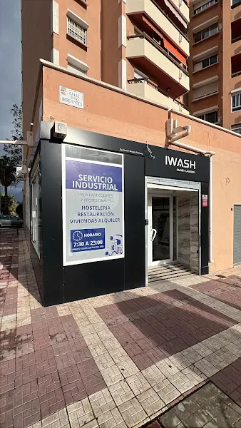 Lavandería autoservicio IWASH Happy Wash - Torremolinos