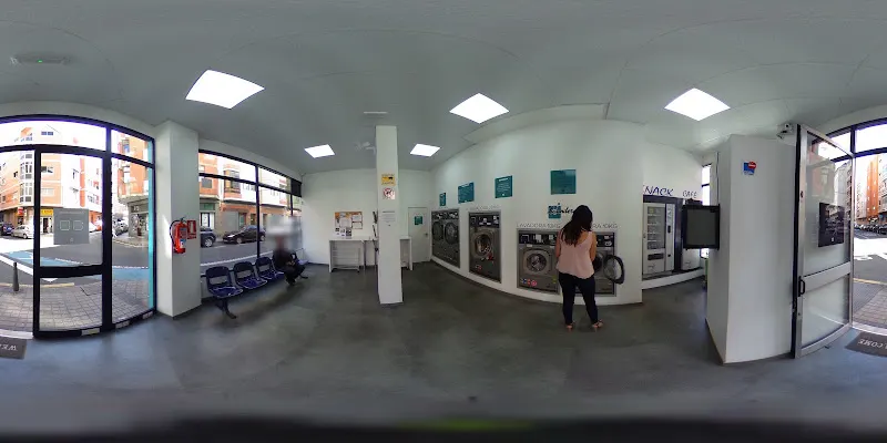 Launderette Lavandería Autoservicio