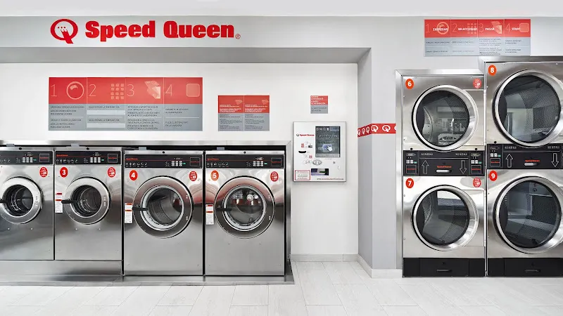 Lavanderia autoservicio speed queen America Laundry - Lavandería de autoservicio en Las Palmas de Gran Canaria - foto 2