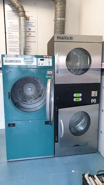 Self Service Laundry - Lavandería - Lavandería de autoservicio en Las Palmas de Gran Canaria - foto 2