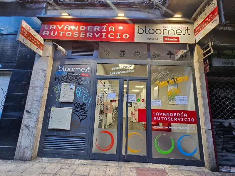 Lavandería Autoservicio Bloomest en Valladolid - Lavandería de autoservicio en Valladolid - foto 2