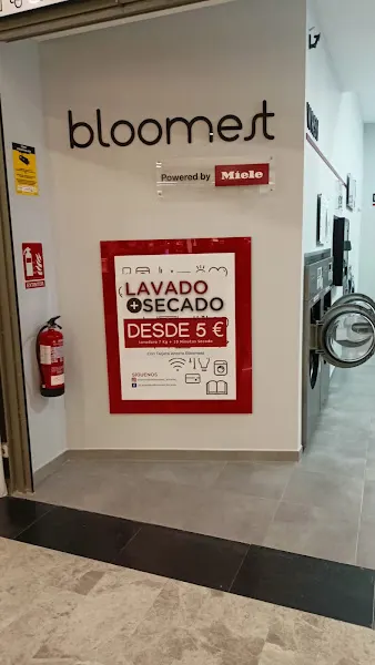 Lavandería autoservicio Bloomest Alicante C.C Gran Vía - Lavandería de autoservicio en Alicante - foto 2