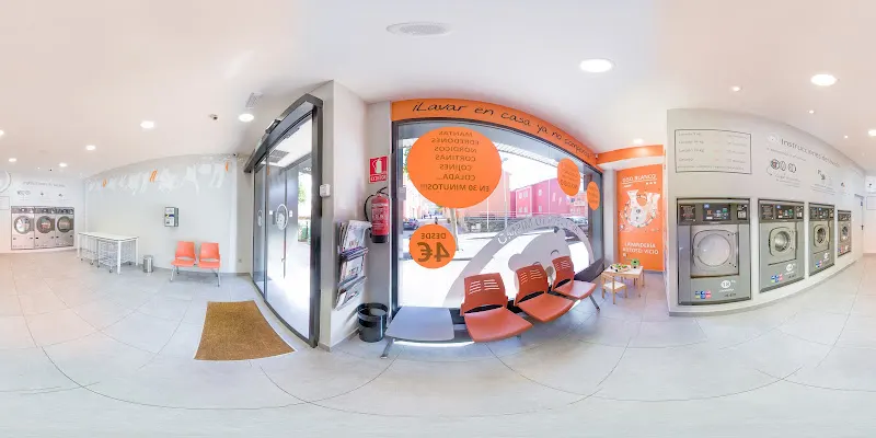 Lavandería Autoservicio Oso Blanco