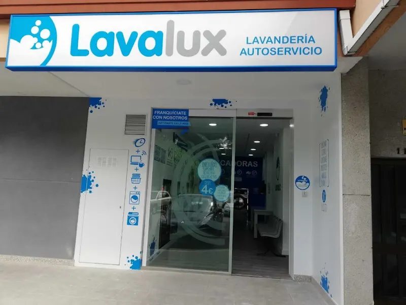 Lavanderia Autoservicio Lavalux Monteporreiro (Pontevedra) - Lavandería de autoservicio en Pontevedra - foto 2