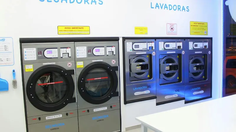 LAVANDERIA AUGA E XABON - Lavandería en Pontevedra - foto 2