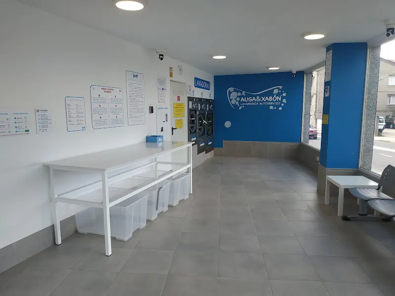 Lavanderia Auga e Xabón - Lavandería de autoservicio en Marín - foto 2