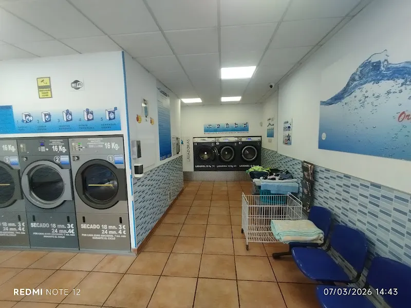 La Colada - Lavandería de autoservicio en Gijón - foto 2
