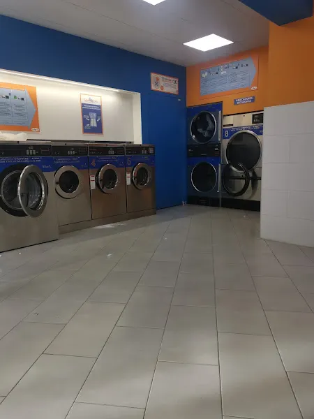 Lavandería Autoservicio LAVAXPRES - Cornellà de Llobregat