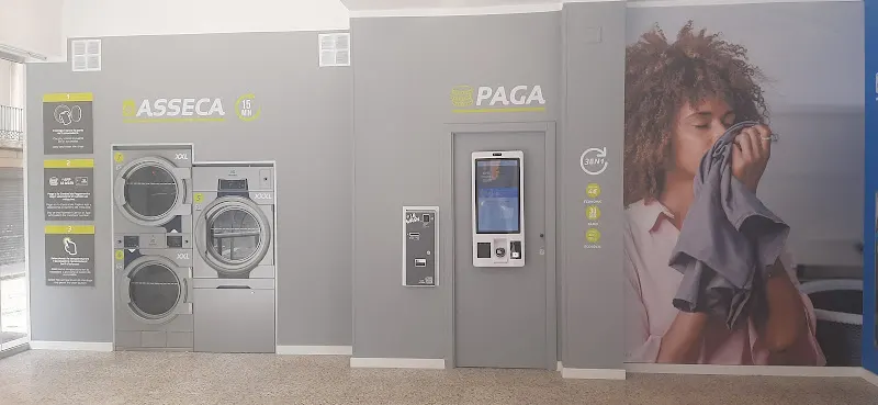 La Wash - Lavandería de autoservicio en L'Hospitalet de Llobregat - foto 2