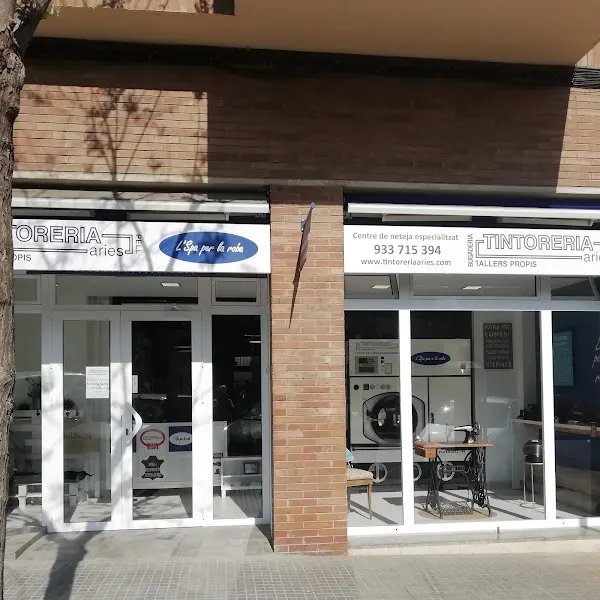 Tintoreria Aries - Tintorería en Esplugues de Llobregat - foto 2
