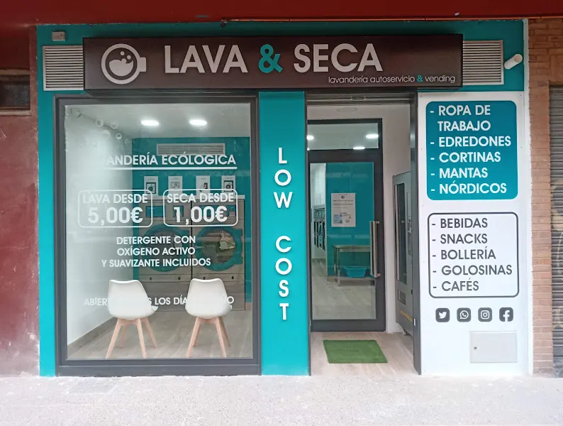 LAVA & SECA LOW COST - SANSOMENDI - Lavandería de autoservicio en Vitoria-Gasteiz - foto 2