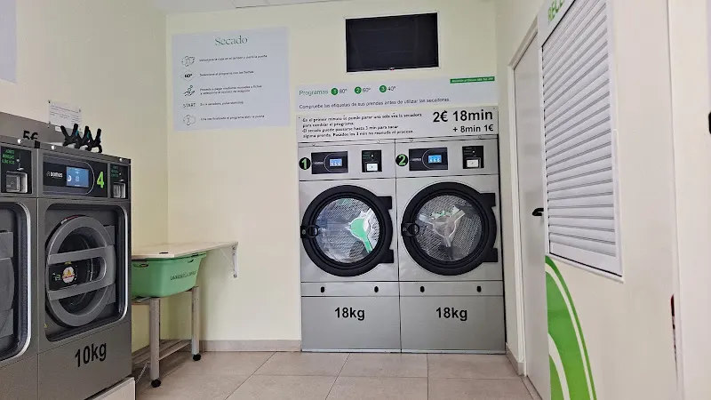 Lavanderia Auto-Servicio "La Confianza" - Vitoria-Gasteiz