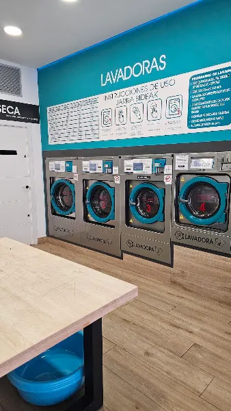 LAVA & SECA LOW COST - LAKUA ARRIAGA - Vitoria-Gasteiz