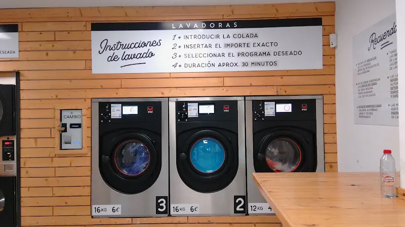 Lavandería Autoservicio La Hípica - Lavandería de autoservicio en Granada - foto 2
