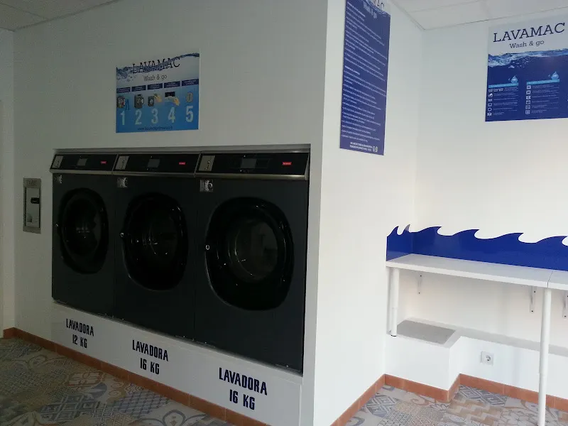 LAVANDERIA AUTOSERVICIO - Granada
