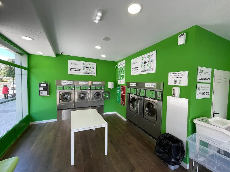 HappyLaundry El Cristo - Lavandería de autoservicio en Oviedo - foto 2