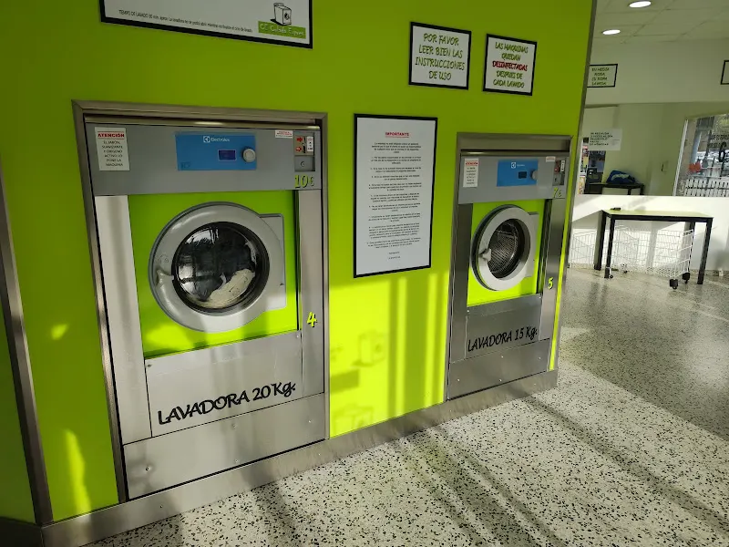 Colada Expres - Lavandería de autoservicio en Oviedo - foto 2
