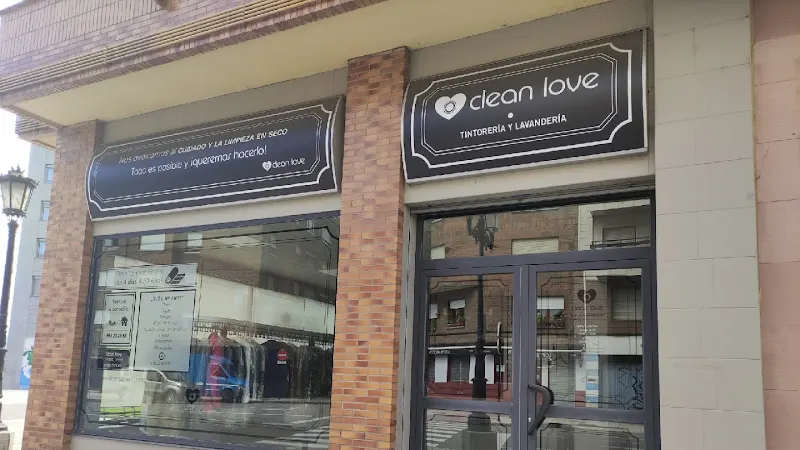 Clean Love Tintoreria - Tintorería en Oviedo - foto 2